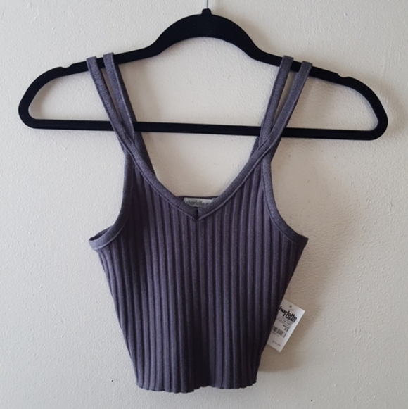 Hot Topic Tops - Dark Gray Ribbed Crop Top